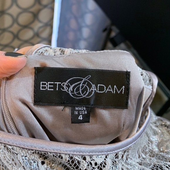 Betsy & Adam Metallic Lace Prom Dress Size 4 EUC - Picture 7 of 8